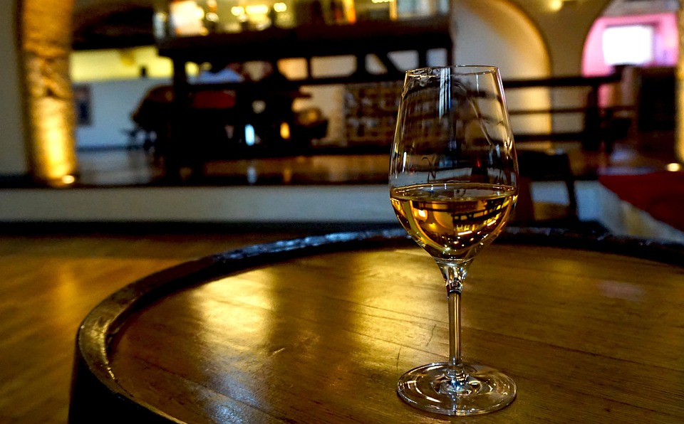 Sip by Sip: Exploring the Intricate Flavors of Four Roses Bourbon