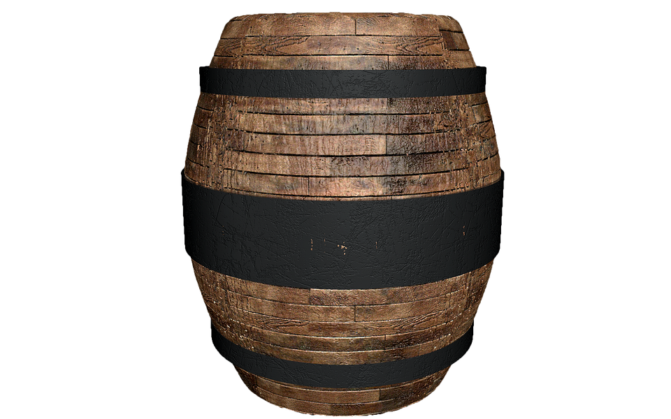 From Grain to Glass: Exploring the Differences Between Rye and Corn Bourbons