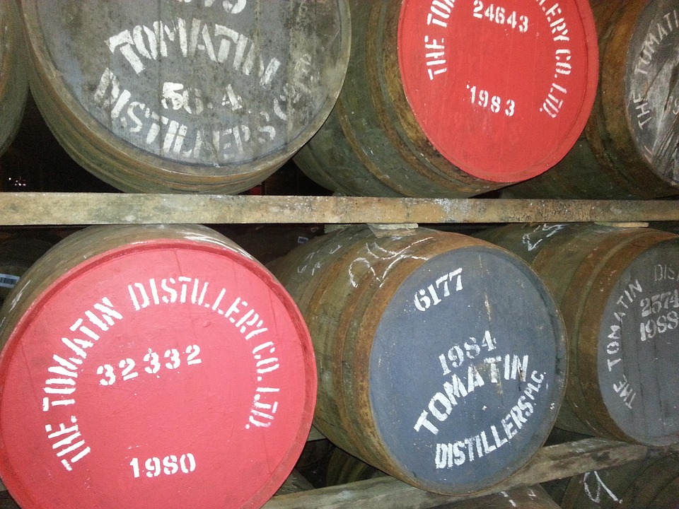 From Barrel to Bottle: Unraveling the Secrets of Bourbon Aging