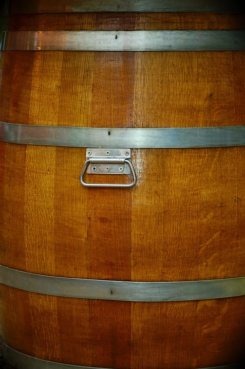 Best Practices for Proper Bourbon Whiskey Storage